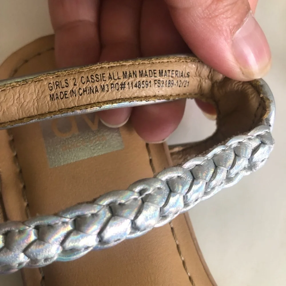 DV Dolce Vita Cassie Girls Silver Iridescent. Braided Straps Sandal Size 2